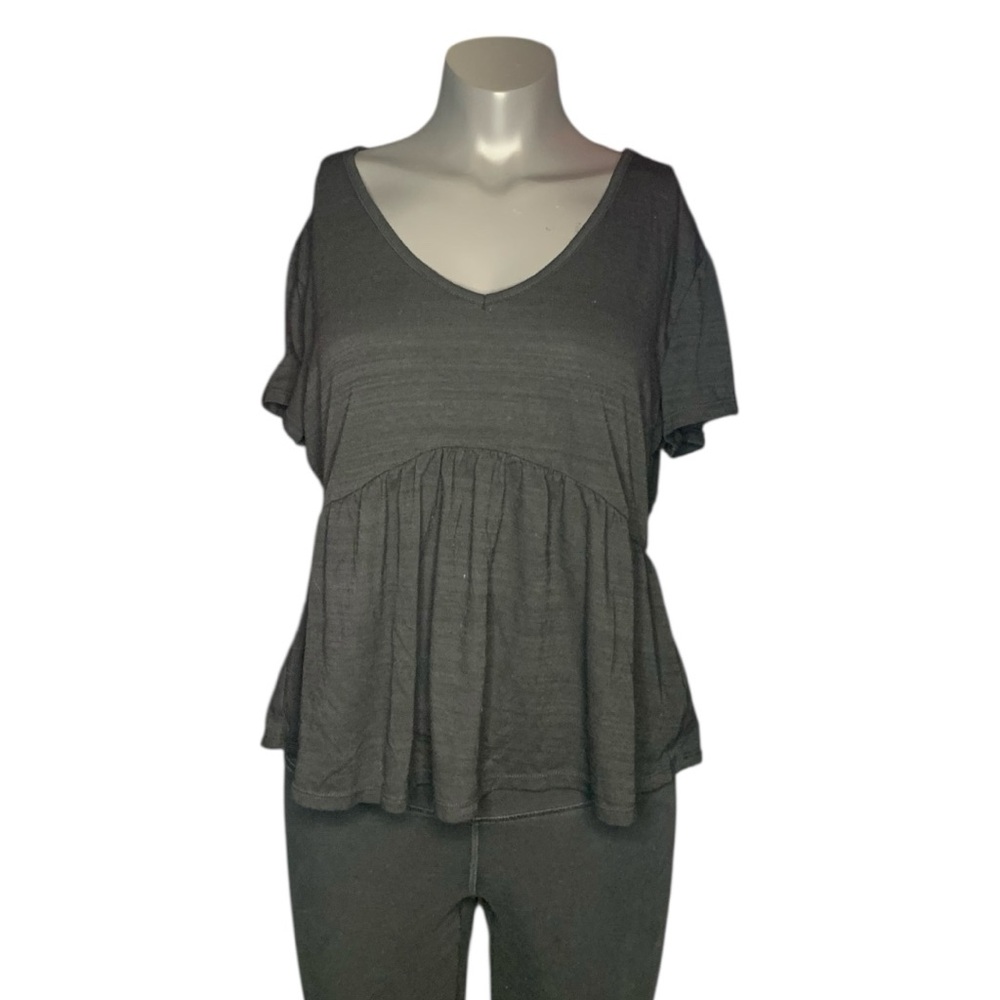 No Boundaries Black Flutter Sleeve Babydoll Tee